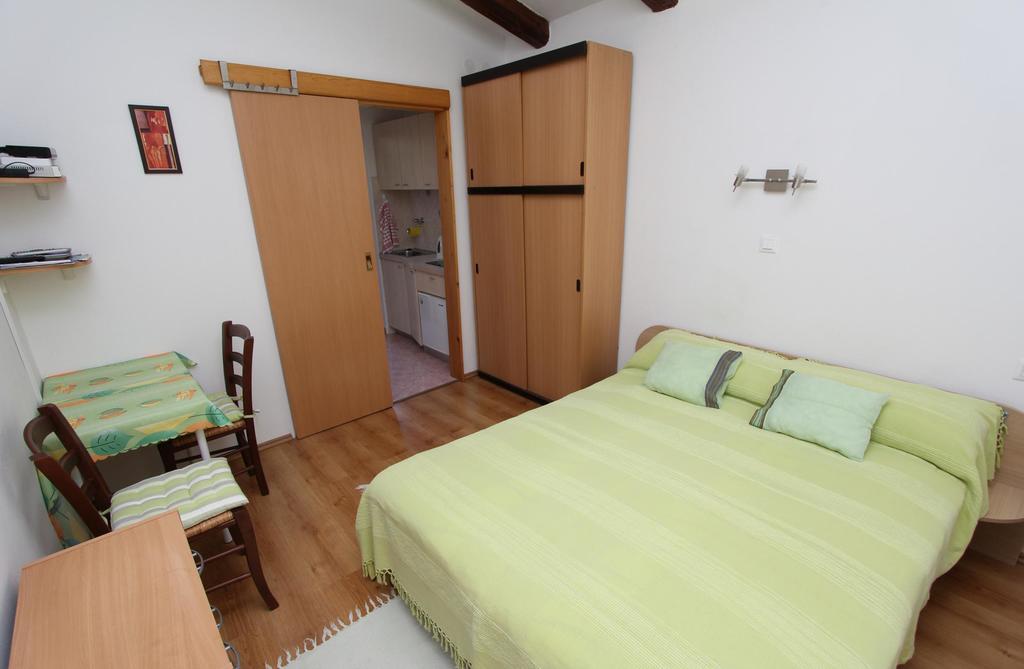 Studio And Room Tea Rovinj Bagian luar foto